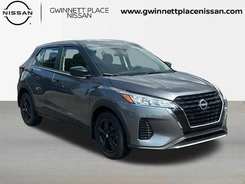 2025 Nissan Kicks S