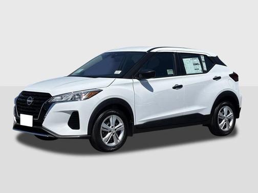 2025 Nissan Kicks S