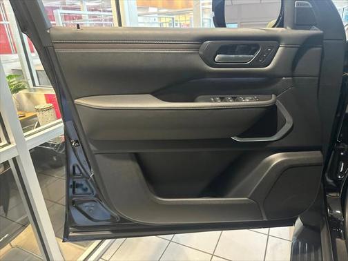 2025 Nissan Armada Platinum 4WD
