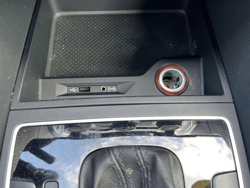 Pearl Metallic 2018 Volkswagen Passat 2.0T R-Line