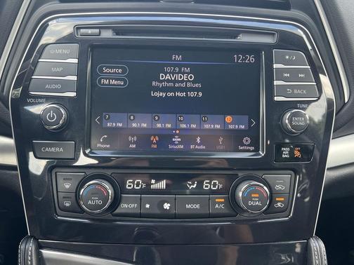 Deep Blue Pearl 2023 Nissan Maxima SL
