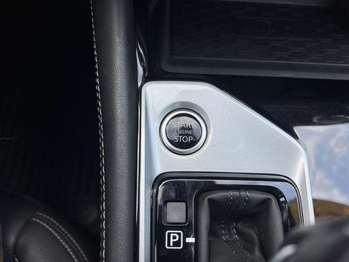 Gun Metallic 2024 Nissan Altima 2.5 SL