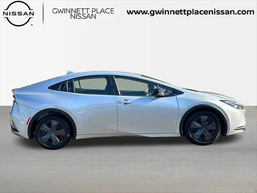 2023 Toyota Prius LE