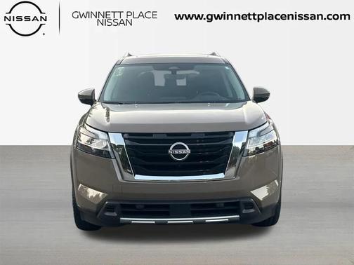 2023 Nissan Pathfinder Platinum FWD