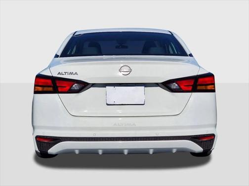 2025 Nissan Altima S FWD