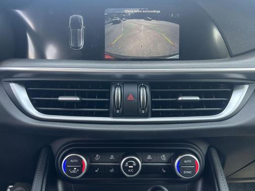 2023 Alfa Romeo Stelvio Ti