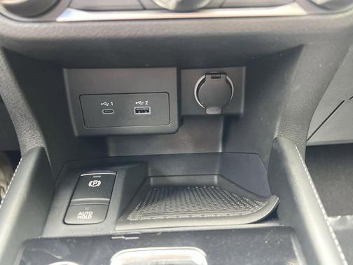 Fresh Powder 2023 Nissan Kicks SV