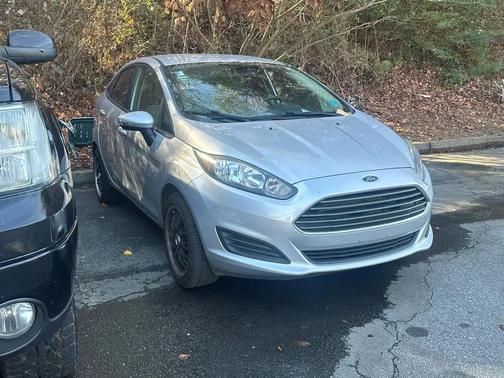 2016 Ford Fiesta SE