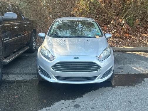 2016 Ford Fiesta SE