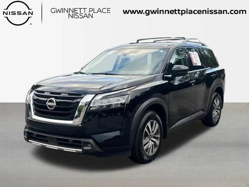 2023 Nissan Pathfinder SL 4WD