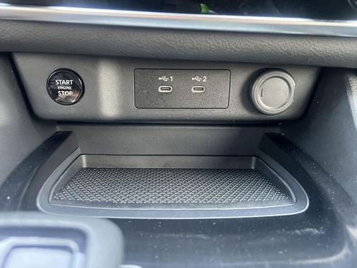 Super Black 2024 Nissan Rogue S