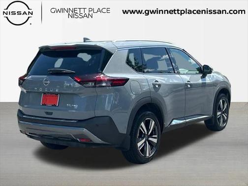 2022 Nissan Rogue SL