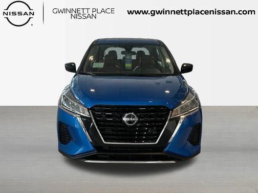 2025 Nissan Kicks S