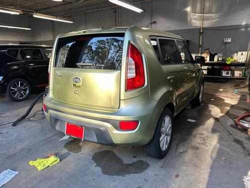 2013 Kia Soul +
