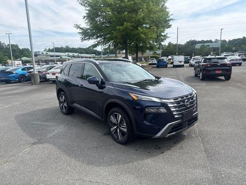 Deep Ocean Blue Pearl 2026 Nissan Rogue SL