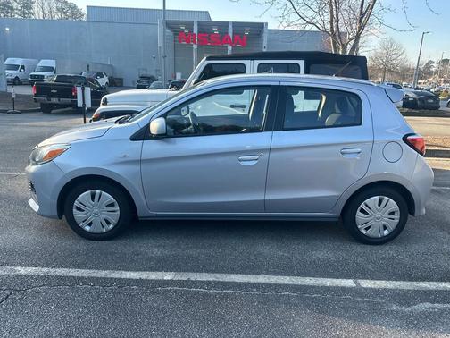 2022 Mitsubishi Mirage ES