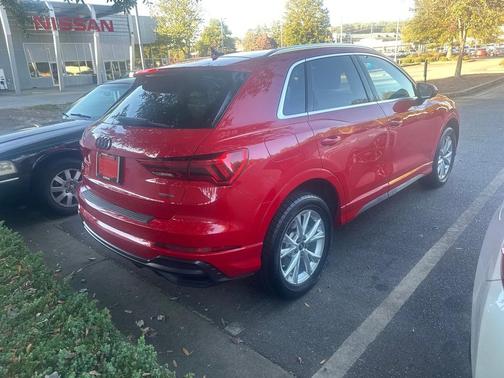 2022 Audi Q3 45 S line Premium
