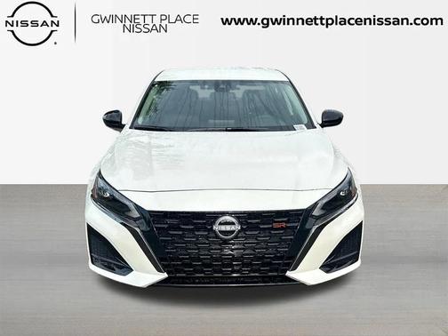 2025 Nissan Altima SR FWD
