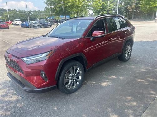 2022 Toyota RAV4 XLE Premium