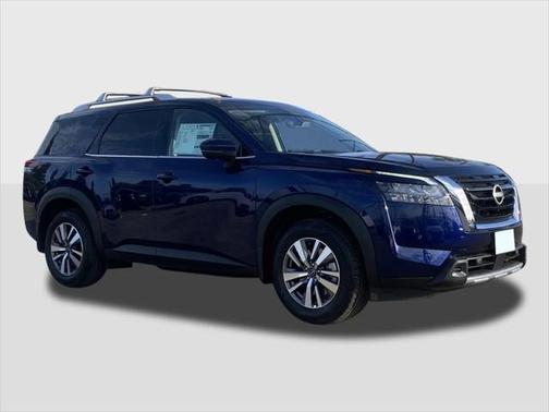 2025 Nissan Pathfinder SL FWD