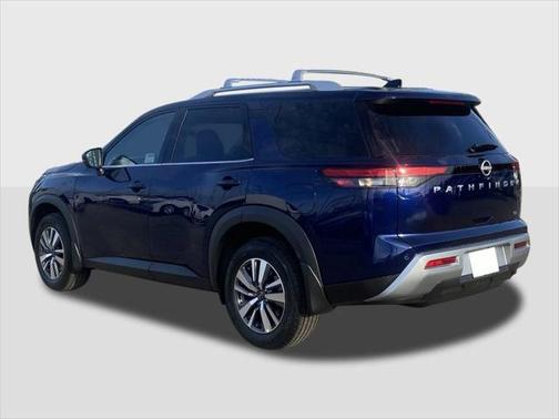 2025 Nissan Pathfinder SL FWD