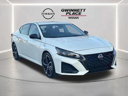 2024 Nissan Altima SR FWD