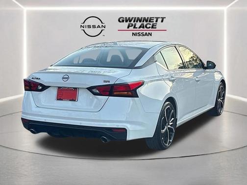 2024 Nissan Altima SR FWD