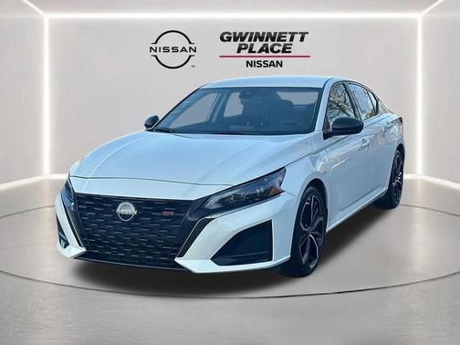 2024 Nissan Altima SR FWD