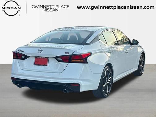 2024 Nissan Altima SR FWD