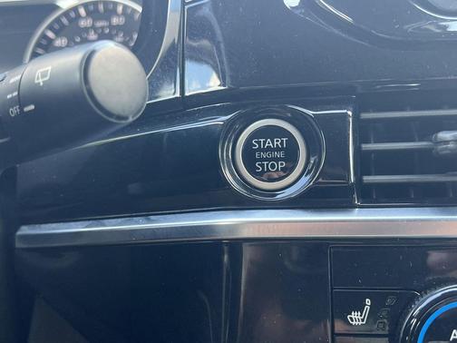 Super Black 2024 Nissan Pathfinder SV FWD