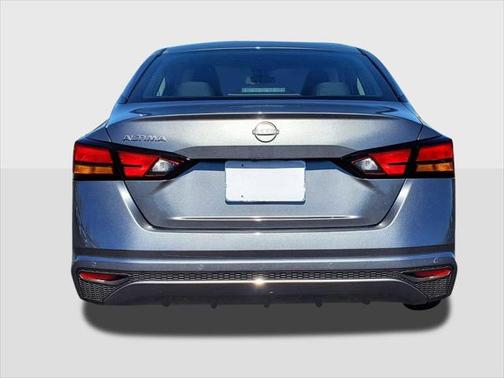 2025 Nissan Altima S FWD