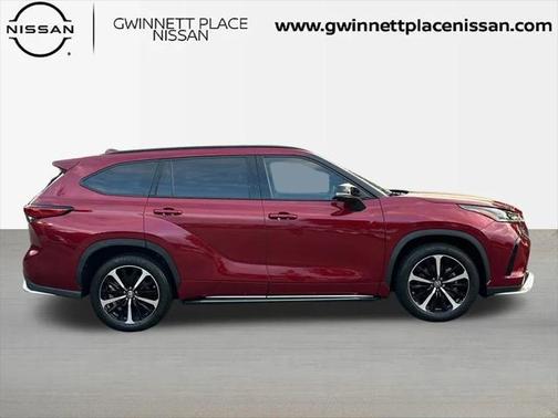 2022 Toyota Highlander XSE