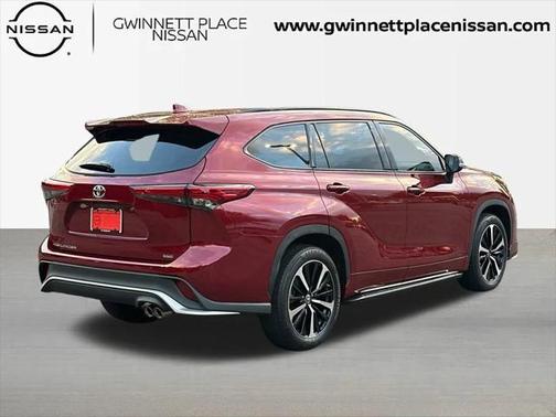 2022 Toyota Highlander XSE
