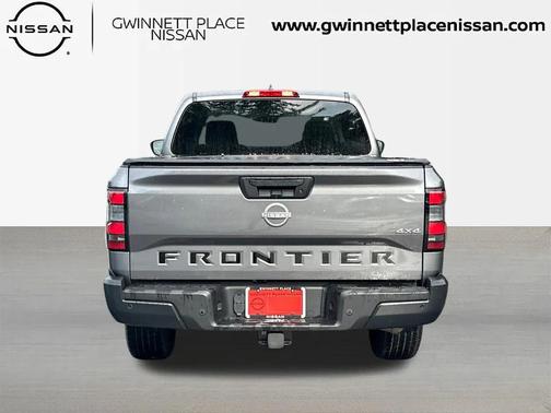 2022 Nissan Frontier S