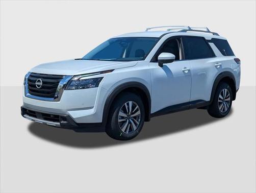 2025 Nissan Pathfinder SL FWD