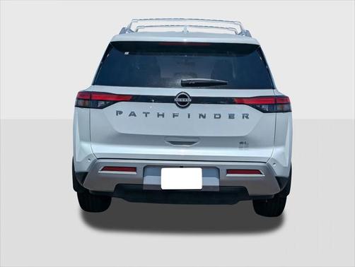 2025 Nissan Pathfinder SL FWD