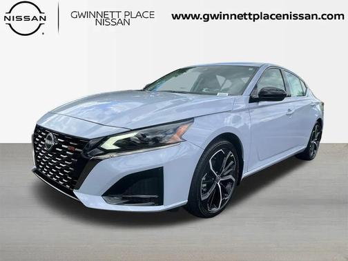 2025 Nissan Altima SR FWD