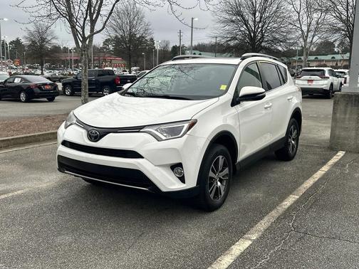 2018 Toyota RAV4 XLE