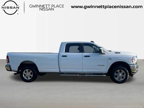 2024 RAM 3500 Big Horn Crew Cab 4x4 8' Box
