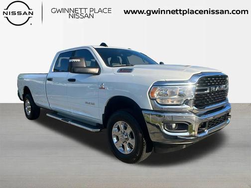 2024 RAM 3500 Big Horn Crew Cab 4x4 8' Box