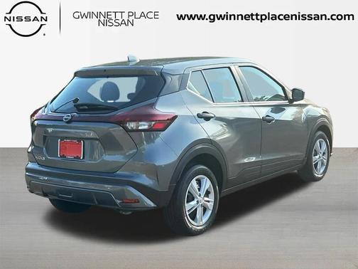 2025 Nissan Kicks S