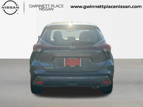 2025 Nissan Kicks S