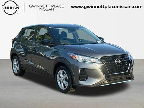 2025 Nissan Kicks S
