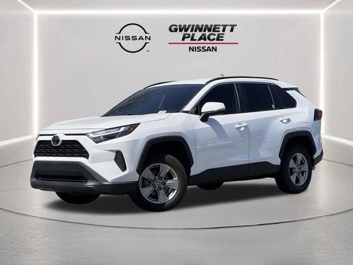 Ice Cap 2023 Toyota RAV4 XLE