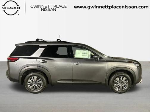 2025 Nissan Pathfinder SV FWD