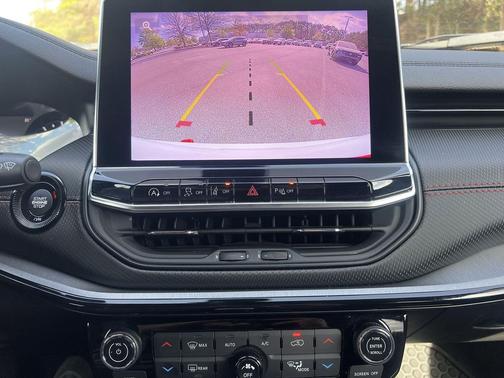 Bright White Clearcoat 2025 Jeep Compass Trailhawk