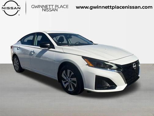 2025 Nissan Altima S FWD