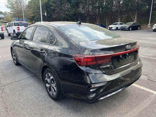 Aurora Black 2021 Kia Forte LXS
