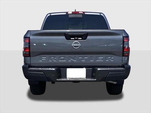 2025 Nissan Frontier S