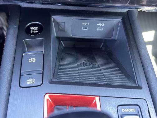 Scarlet Ember Tintcoat 2026 Nissan Kicks SR
